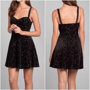 Abercrombie & Fitch Black Velvet Slater Dress